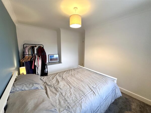 Lacey Green, Balderton, Newark