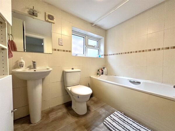 William Street, Newark