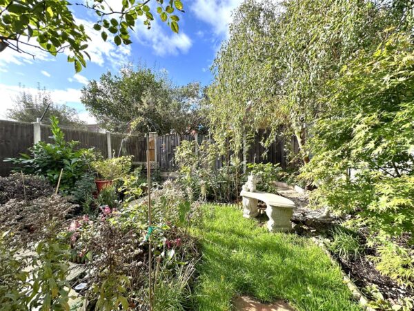 Cannon Close, Coddington, Newark