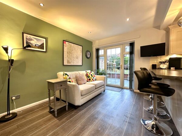 Tare Cottage, Main Street, Caunton, Newark