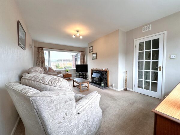 Queen Street, Balderton, Newark