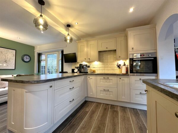 Tare Cottage, Main Street, Caunton, Newark