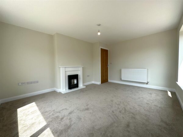 St. Catherines Close, Newark