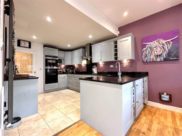 Saucemere Drive, Newark