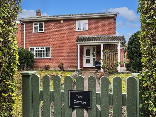 Tare Cottage, Main Street, Caunton, Newark