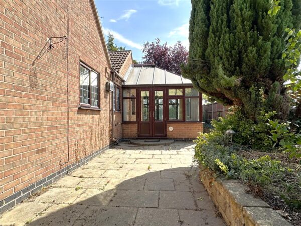 Alderann, Lincoln Road, Newark