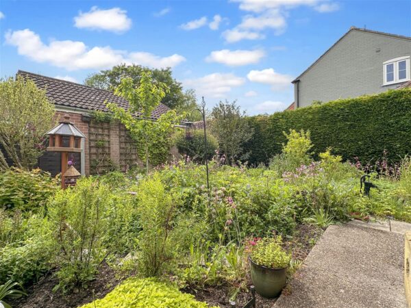 Tare Cottage, Main Street, Caunton, Newark