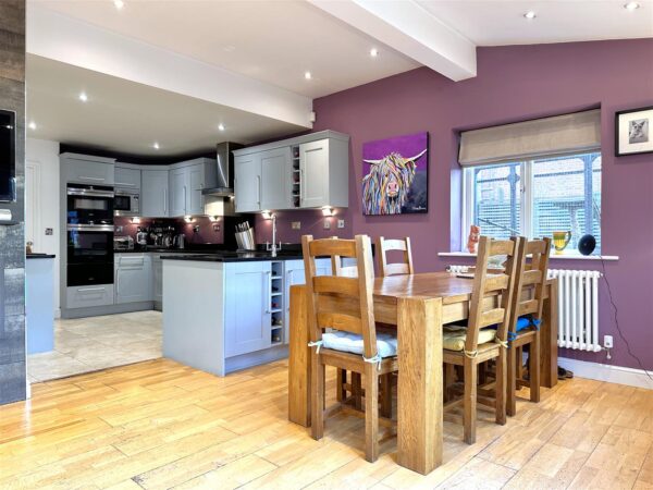 Saucemere Drive, Newark