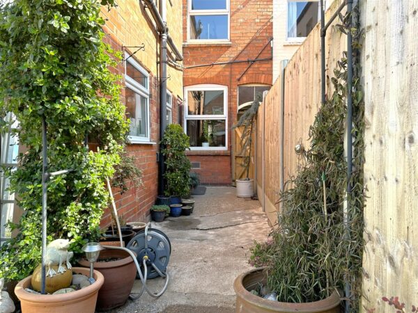 Newton Street, Newark