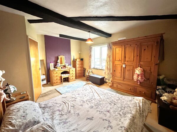 Perrimay Cottage, Fosse Road, Brough, Newark