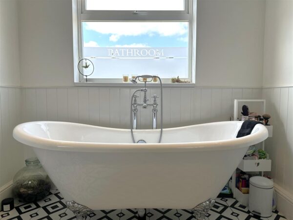 Newton Street, Newark