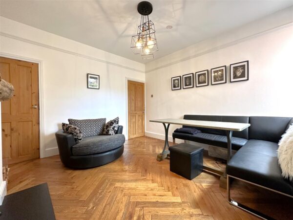 Newton Street, Newark