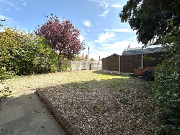 Alderann, Lincoln Road, Newark