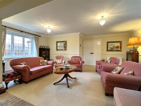 Chantry Lodge, Glebe Park, Balderton, Newark