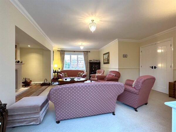 Chantry Lodge, Glebe Park, Balderton, Newark