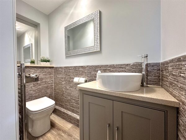 Vale View, Dry Doddington, Newark