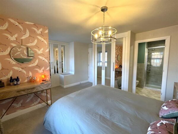 Stunning Family Home, Avro Road, Fernwood, Newark