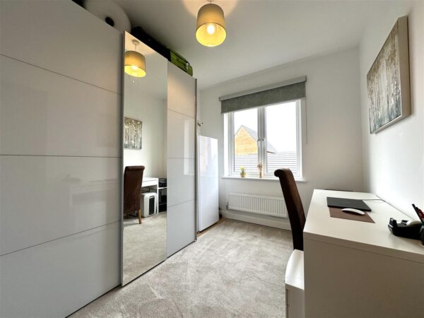 Green Avenue, Newark