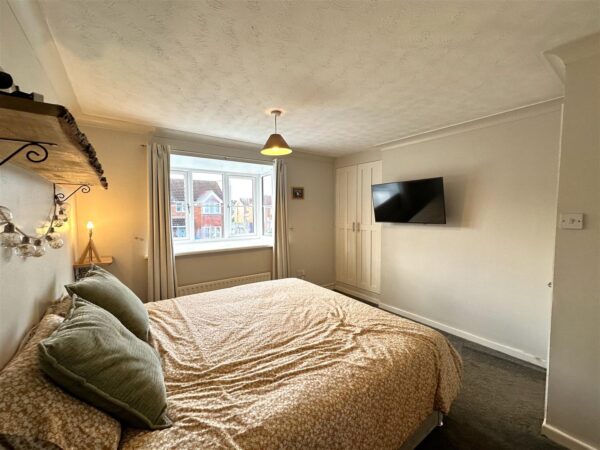 Stonelea Close, Branston, Lincoln