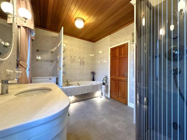 Grove Street, Balderton, Newark