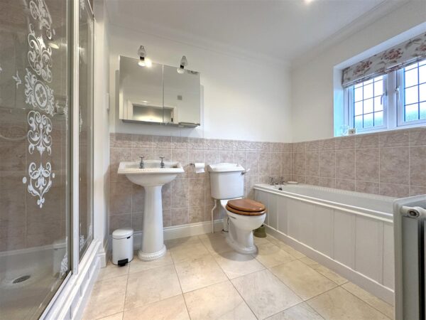 Chantry Lodge, Glebe Park, Balderton, Newark