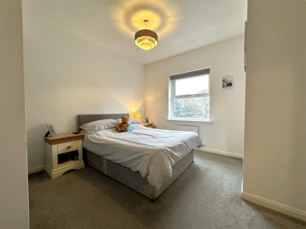 Cameron Lane, Fernwood, Newark