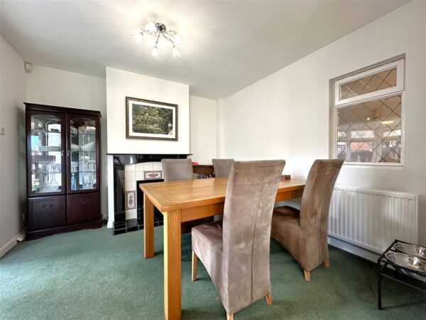 London Road, Balderton, Newark