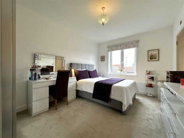 Green Avenue, Newark