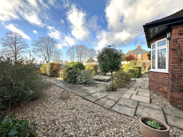 London Road, Balderton, Newark