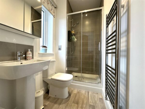 Green Avenue, Newark