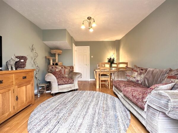 Hayside Avenue, Balderton, Newark