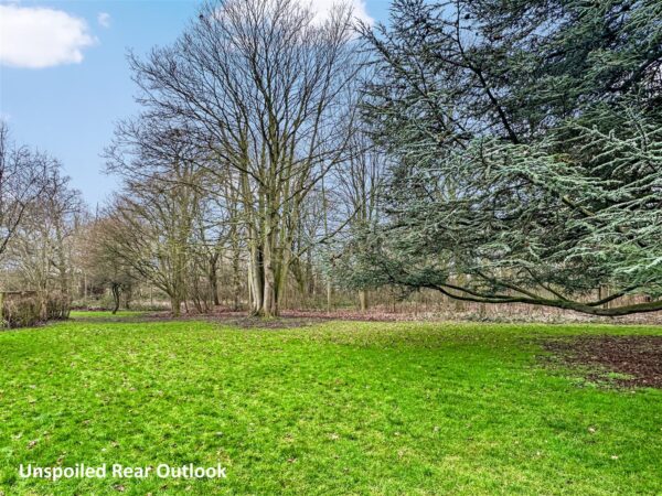 Cameron Lane, Fernwood, Newark