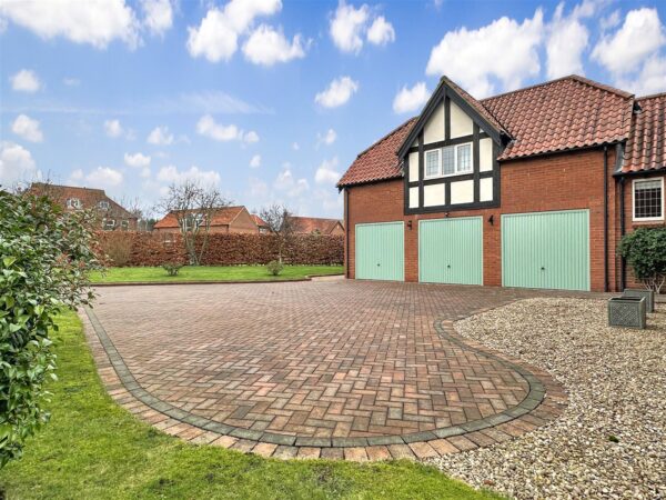 Chantry Lodge, Glebe Park, Balderton, Newark