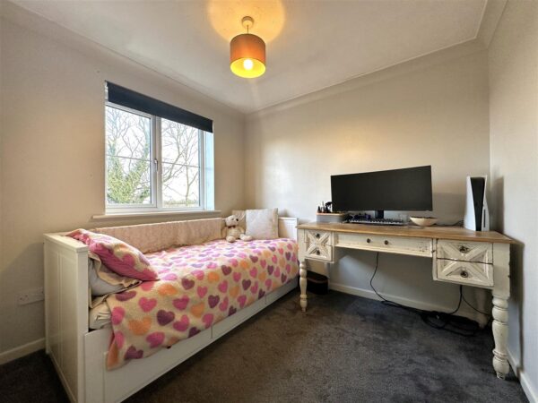 Stonelea Close, Branston, Lincoln