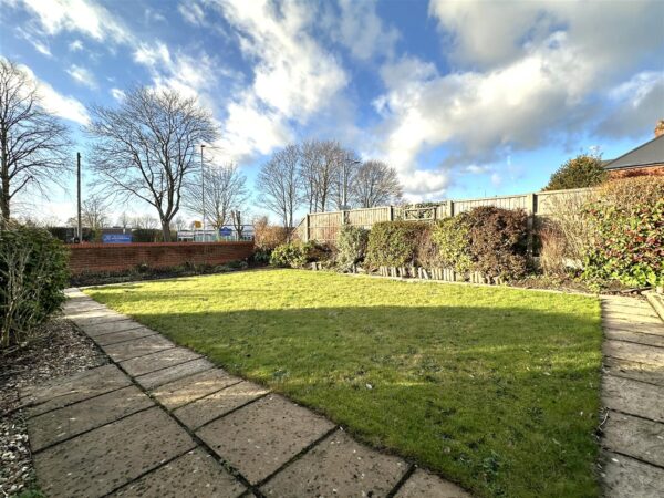 London Road, Balderton, Newark