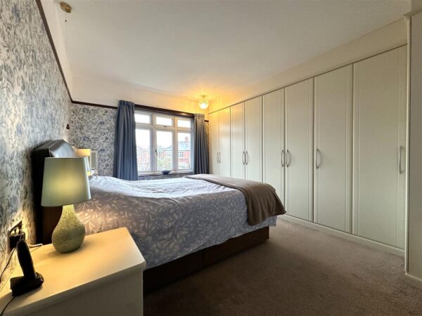 Rupert Crescent, Newark