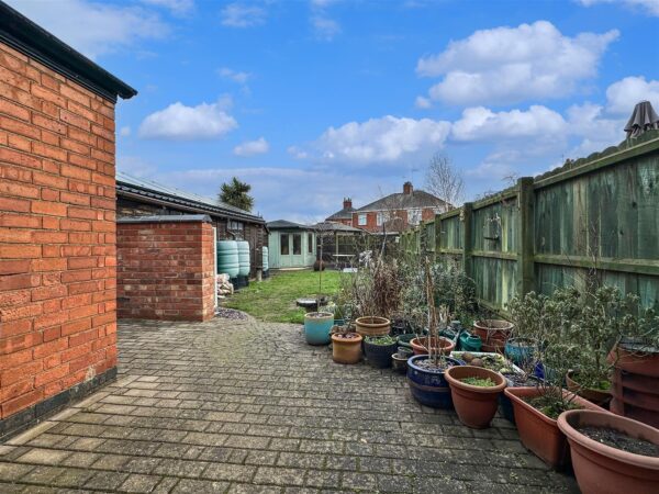 Rupert Crescent, Newark