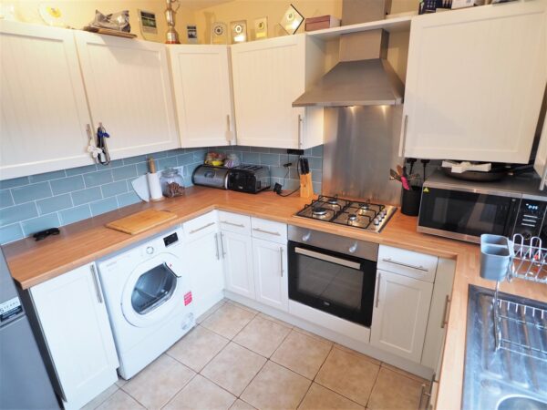 Regents Close, Collingham, Newark