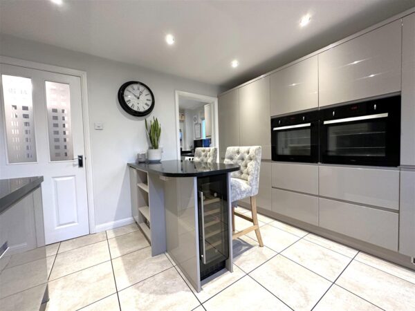 Allen Close, Claypole, Newark