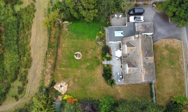 Moat Edge, Balderton Lane, Coddington, Newark