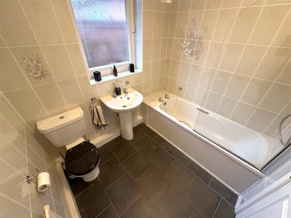 California Road, Farndon, Newark