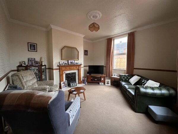 Eastern Terrace Lane, Newark