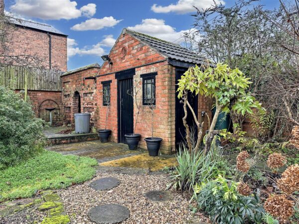 Victoria Street, Newark