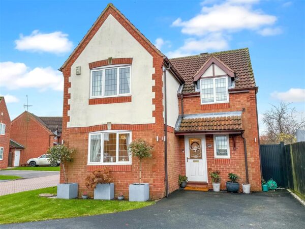 Allen Close, Claypole, Newark