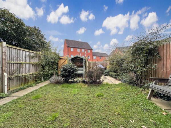 John Gold Avenue, Newark