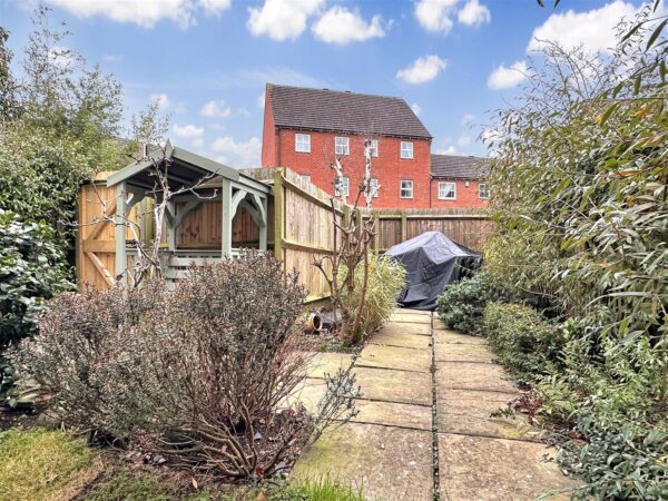 John Gold Avenue, Newark