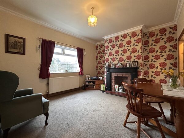 Eastern Terrace Lane, Newark