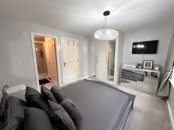 Carmelita Avenue, Fernwood, Newark