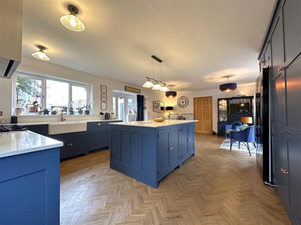 Rectory Lane, Claypole, Newark