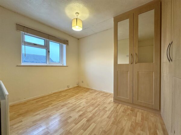 Cardinal Hinsley Close, Newark